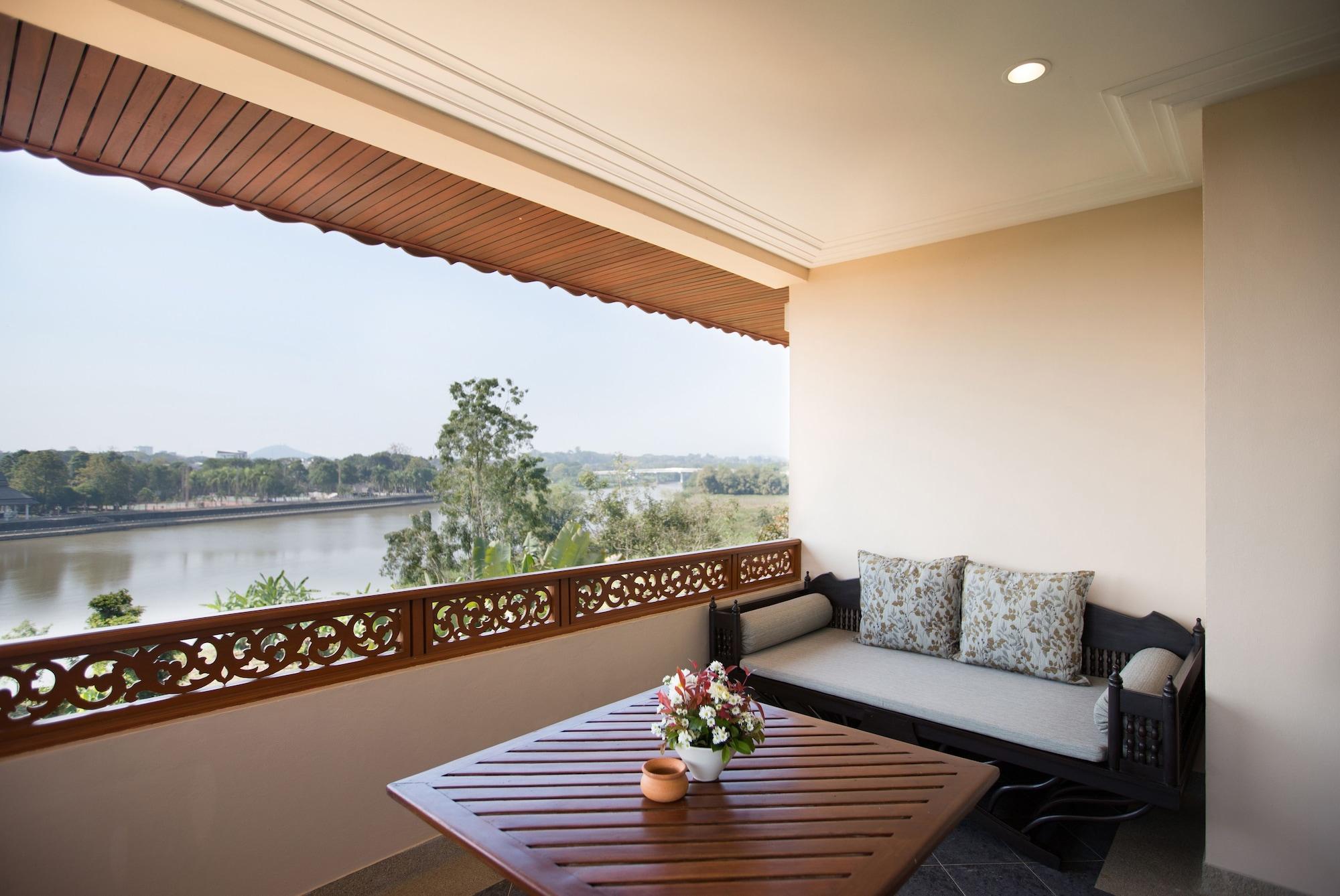 The Imperial River House Resort, Чианграй Экстерьер фото
