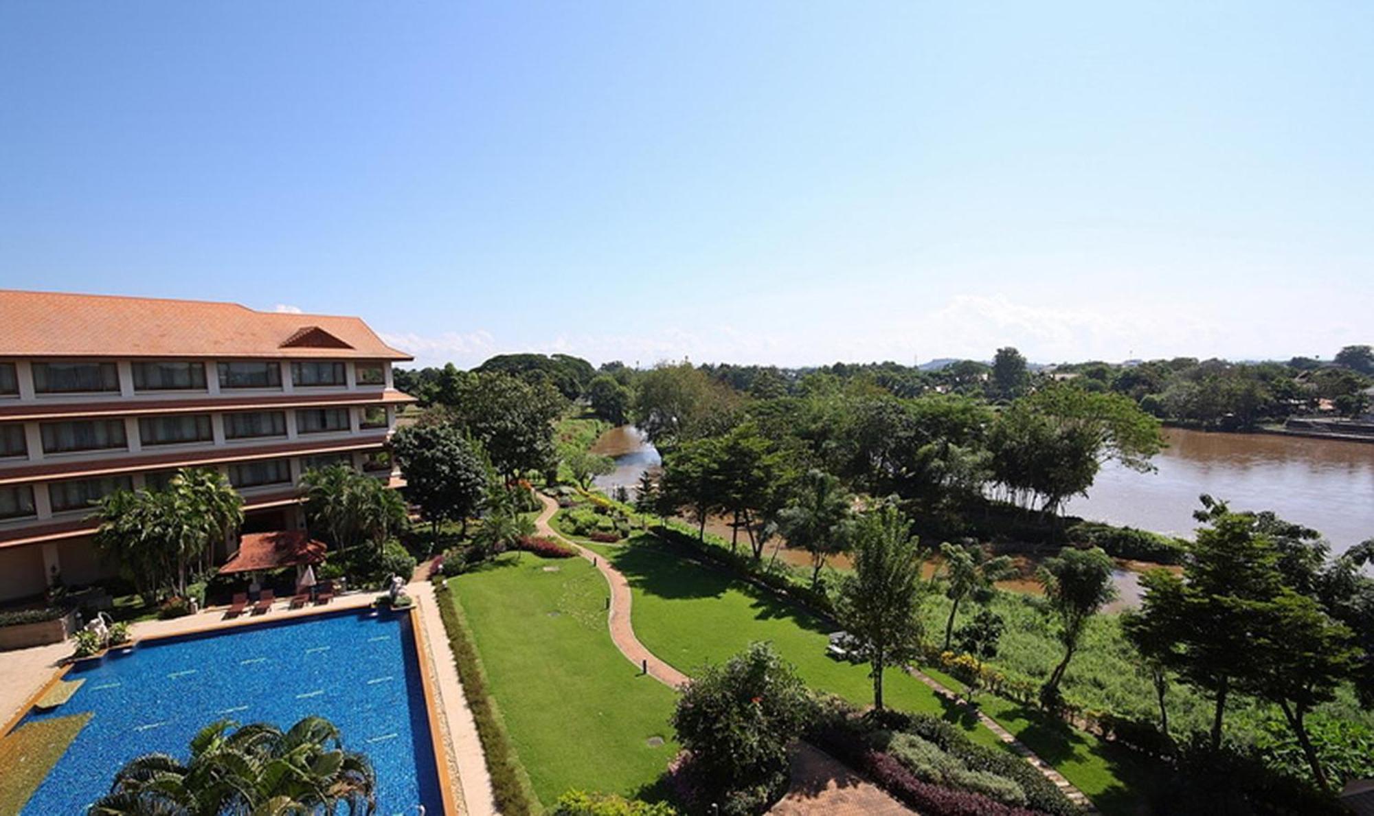 The Imperial River House Resort, Чианграй Экстерьер фото